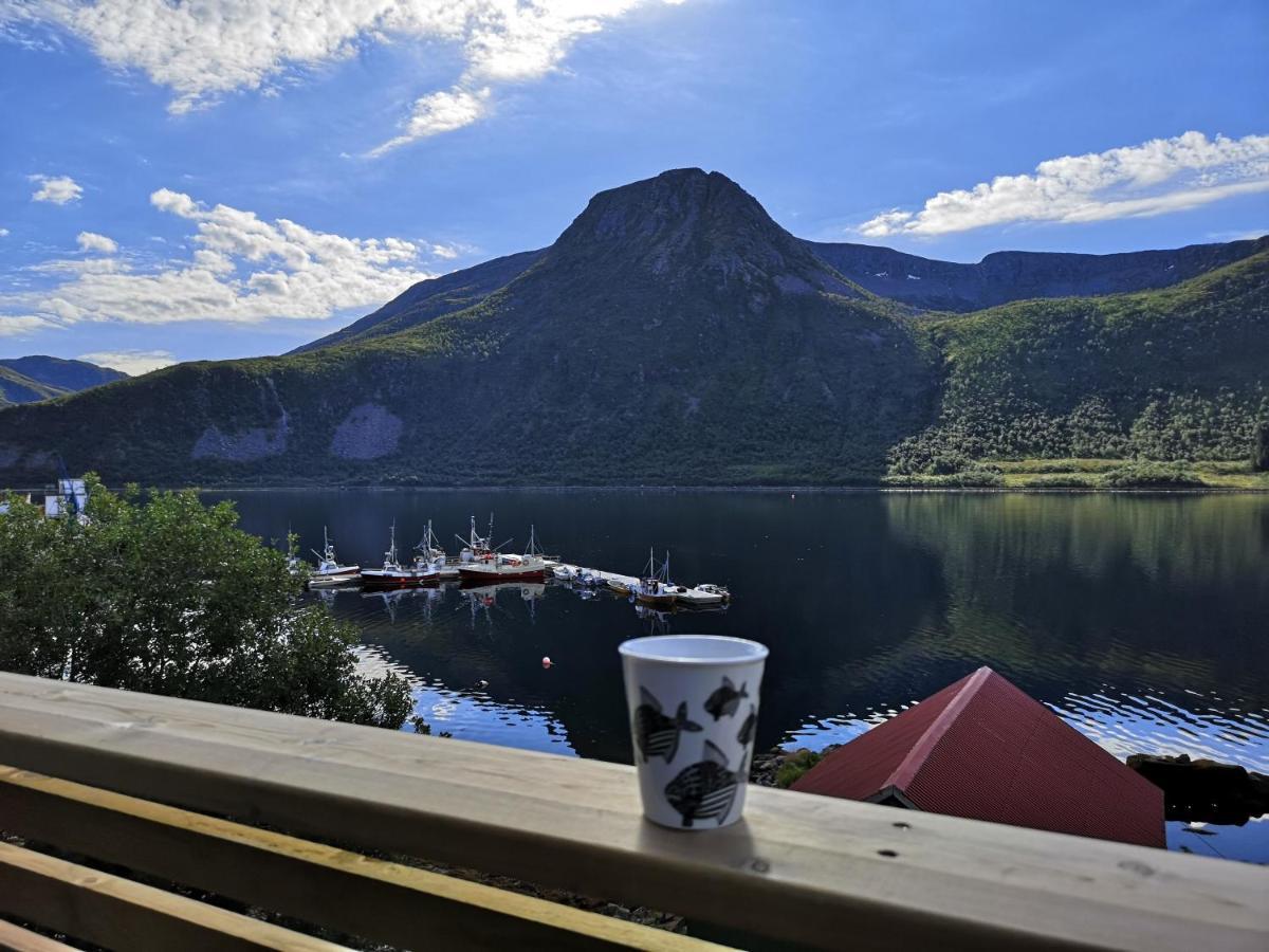 Waterfront Senja Daire Torsken Dış mekan fotoğraf